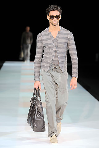 Giorgio Armani / - 2010